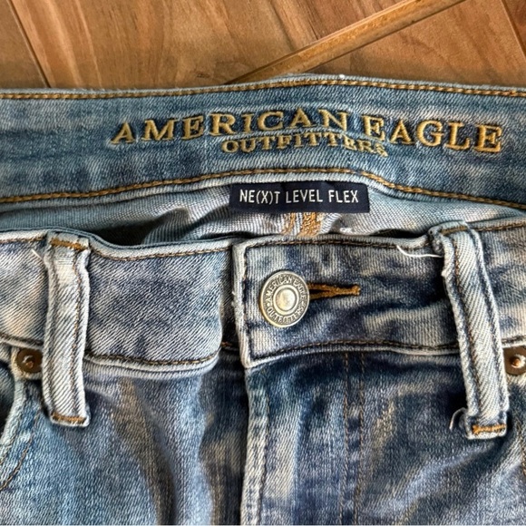 American Eagle Outfitters Light Blue Jeans - Picture 3 of 4